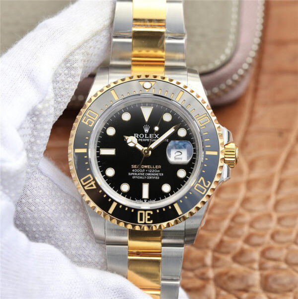 Rolex Sea-Dweller M126603-0001