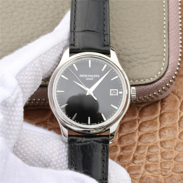 Patek Philippe Calatrava 5227G-010