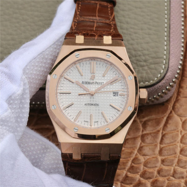 Audemars Piguet Royal Oak 15400OR.OO.D088CR.01